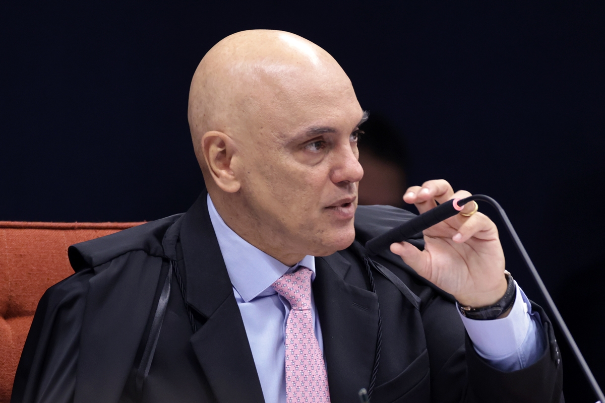 A gravata do Xandão